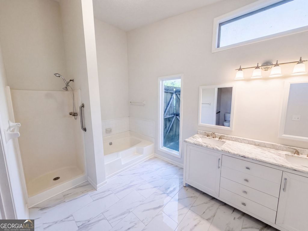 2119 Crystal Lake Drive, Lawrenceville, GA 30044 — photo 4