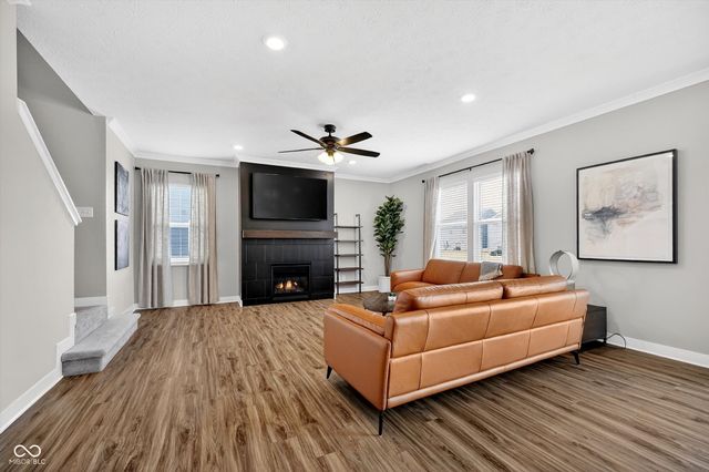 20184 Fenside Crossing, Westfield, IN 46074