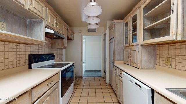 7708 CIELO VISTA Drive, El Paso, TX 79925