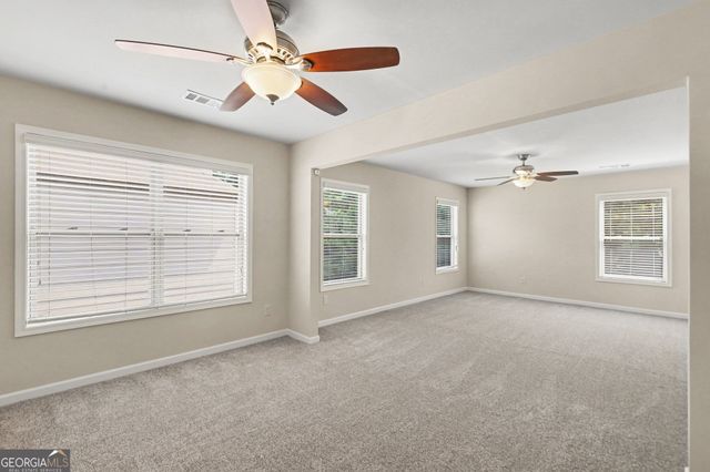 5118 Amberland Square, Atlanta, GA 30349
