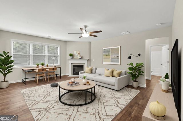 5118 Amberland Square, Atlanta, GA 30349