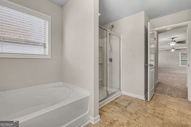 5118 Amberland Square, Atlanta, GA 30349
