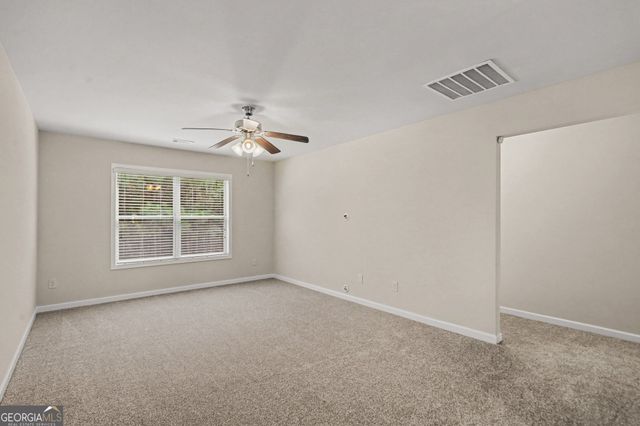 5118 Amberland Square, Atlanta, GA 30349