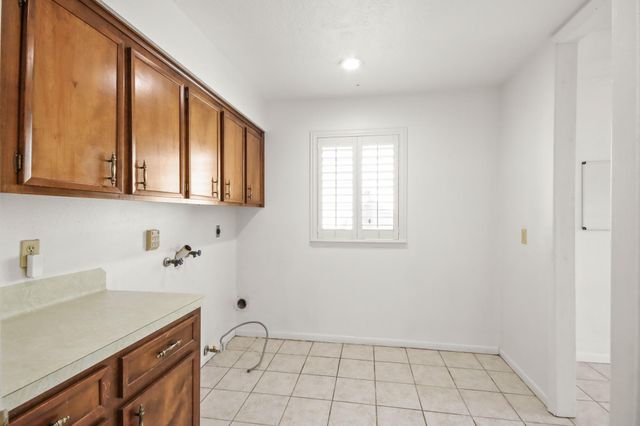 1134 Chestnut Ridge Road, Kingwood, TX 77339