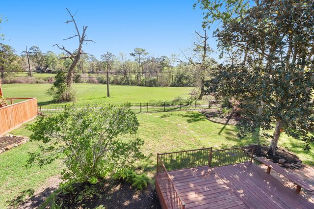 1134 Chestnut Ridge Road, Kingwood, TX 77339