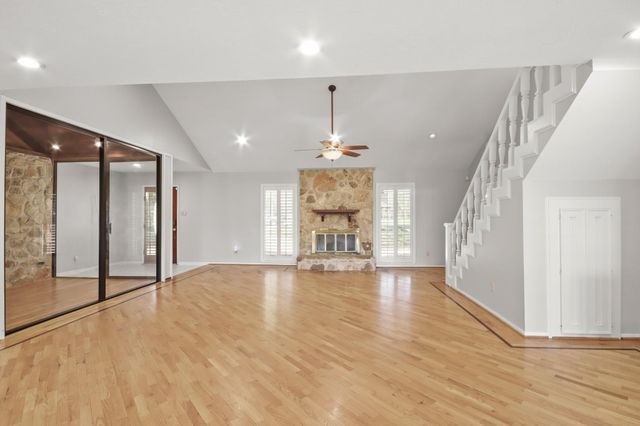 1134 Chestnut Ridge Road, Kingwood, TX 77339