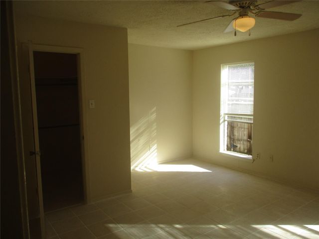 19434 Lazy Valley Drive, Katy, TX 77449