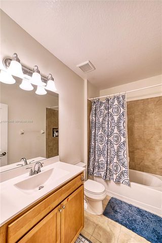3962 Devenshire Ct, Coconut Creek, FL 33073
