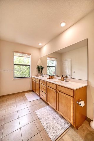 3962 Devenshire Ct, Coconut Creek, FL 33073