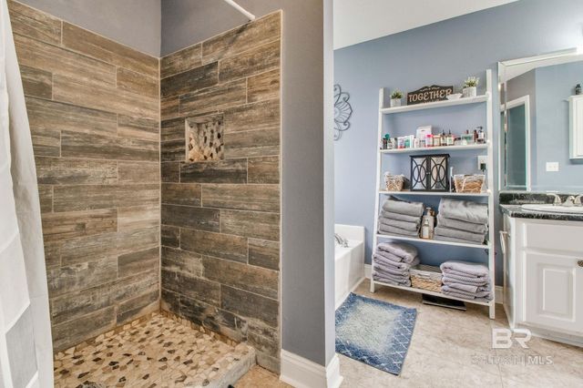 10675 Aloe Lane, Lillian, AL 36549