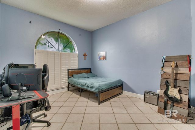 10675 Aloe Lane, Lillian, AL 36549