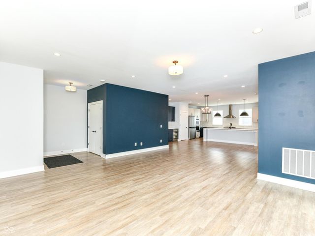 1704 Rosette Way, Indianapolis, IN 46202