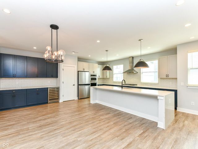 1704 Rosette Way, Indianapolis, IN 46202