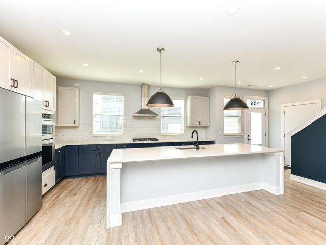 1704 Rosette Way, Indianapolis, IN 46202