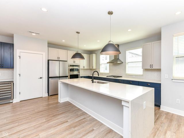 1704 Rosette Way, Indianapolis, IN 46202