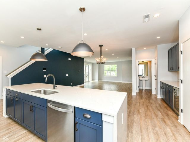 1704 Rosette Way, Indianapolis, IN 46202