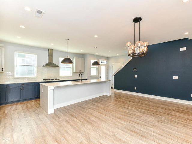 1704 Rosette Way, Indianapolis, IN 46202