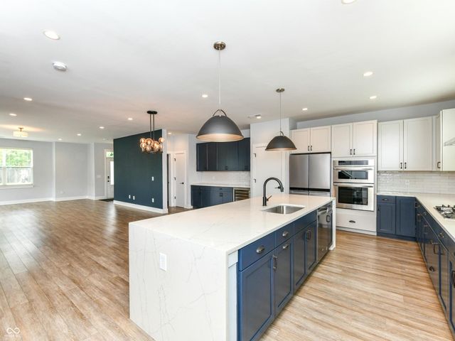 1704 Rosette Way, Indianapolis, IN 46202