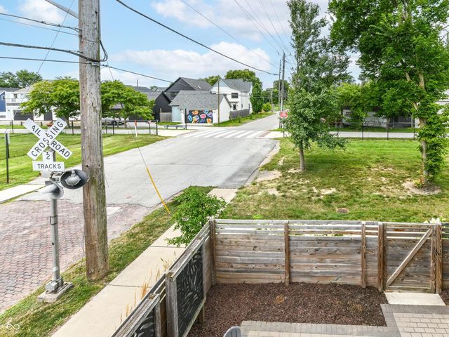 1704 Rosette Way, Indianapolis, IN 46202