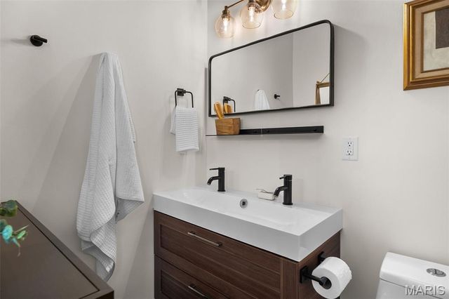 3401 Halliday Avenue, St Louis, MO 63118