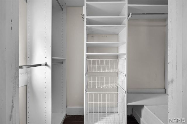 3401 Halliday Avenue, St Louis, MO 63118