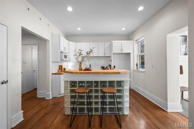 3401 Halliday Avenue, St Louis, MO 63118