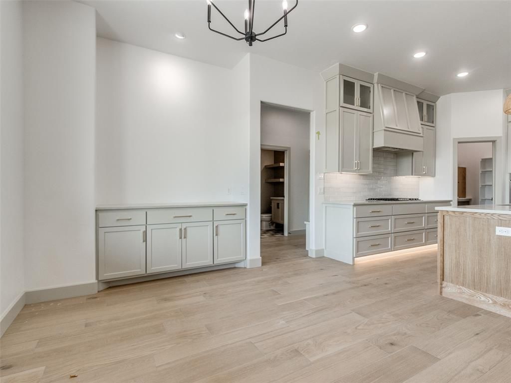 Image 15 of property listing at 1113 Jaden Boulevard, Tuttle, OK 73089