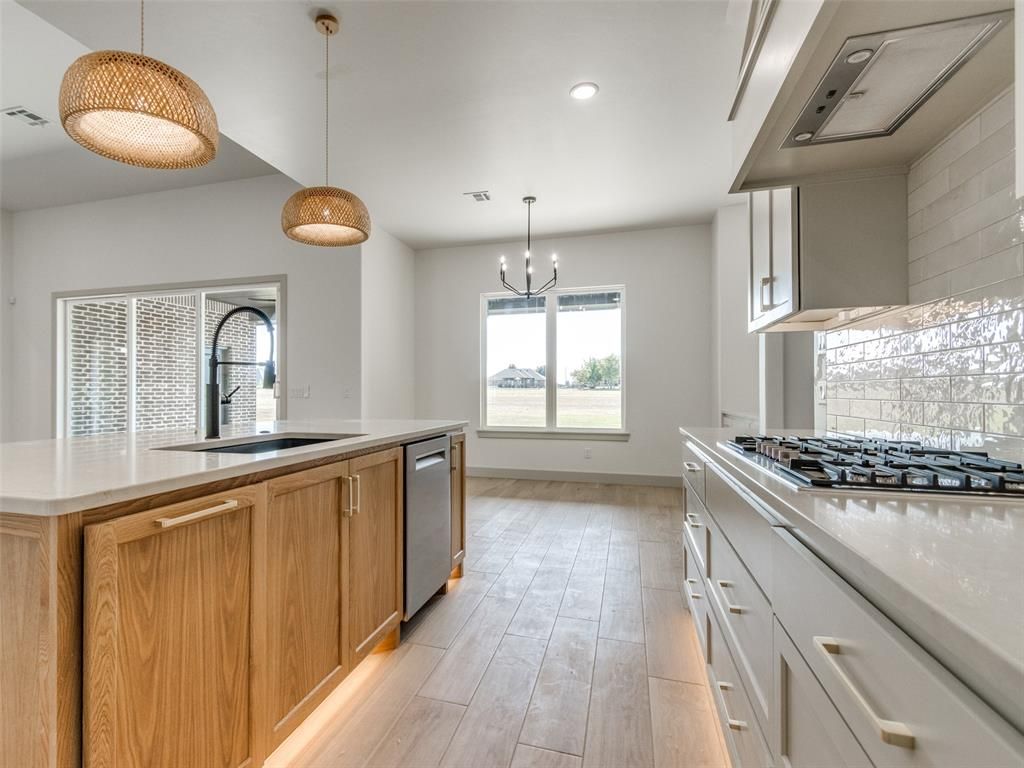 Image 18 of property listing at 1113 Jaden Boulevard, Tuttle, OK 73089