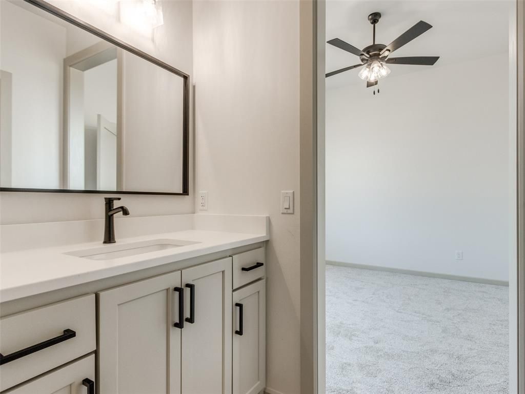 Image 27 of property listing at 1113 Jaden Boulevard, Tuttle, OK 73089