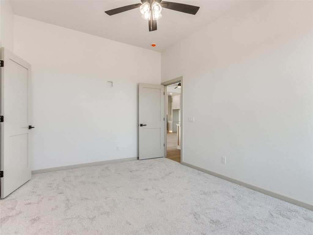 Image 30 of property listing at 1113 Jaden Boulevard, Tuttle, OK 73089