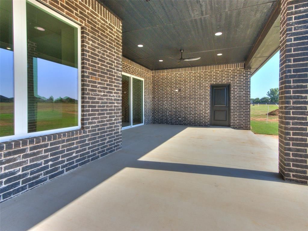 Image 50 of property listing at 1113 Jaden Boulevard, Tuttle, OK 73089