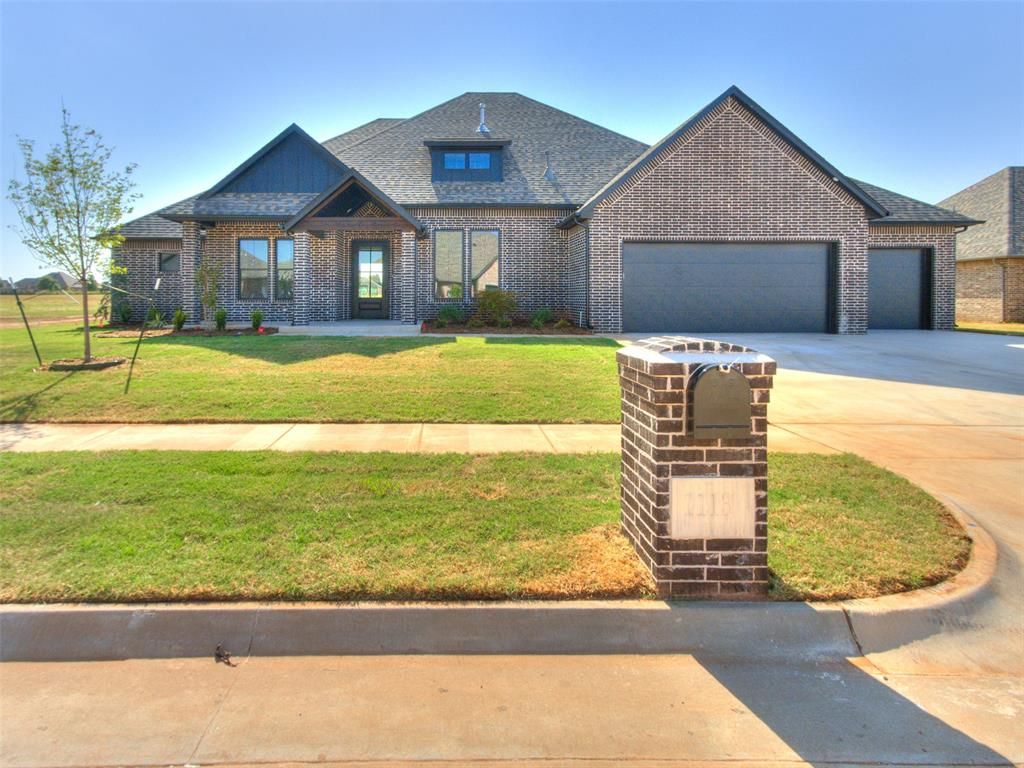 Image 8 of property listing at 1113 Jaden Boulevard, Tuttle, OK 73089