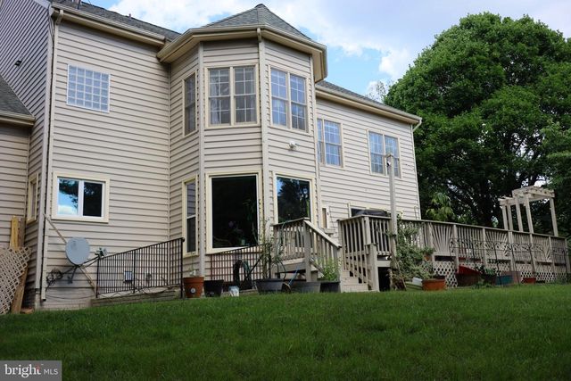 2650 COCKERILL FARM LN, Herndon, VA 20171