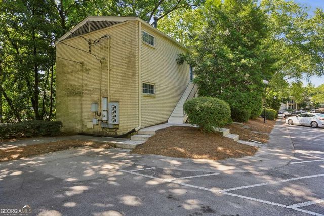 311 Peachtree Hills Avenue NE 13B, Atlanta, GA 30305