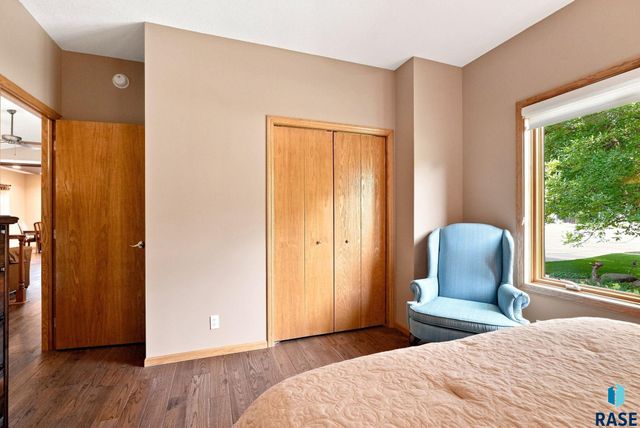3509 E Braeburn Cir Circle, Sioux Falls, SD 57103