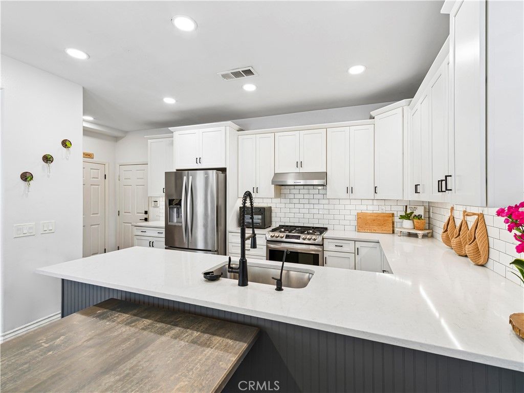 2534 Cornerstone Lane, Costa Mesa, CA 92626 — photo 4