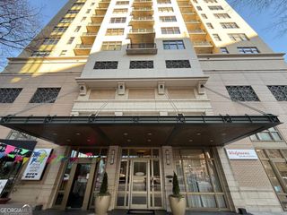 565 Peachtree Street NE 1811, Atlanta, GA 30308