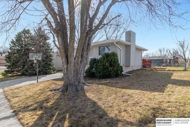 14007 Rose Lane Road, Omaha, NE 68138