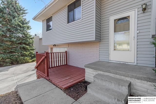 14007 Rose Lane Road, Omaha, NE 68138