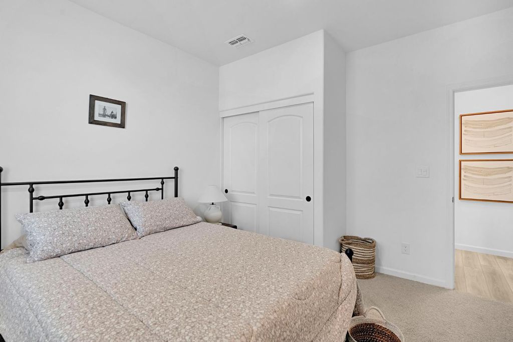 Image 27 of property listing at 534 Laurel Crest Avenue, Madera, CA 93636
