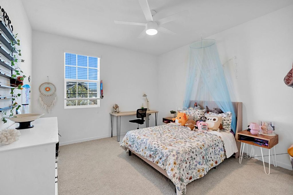 Image 35 of property listing at 534 Laurel Crest Avenue, Madera, CA 93636