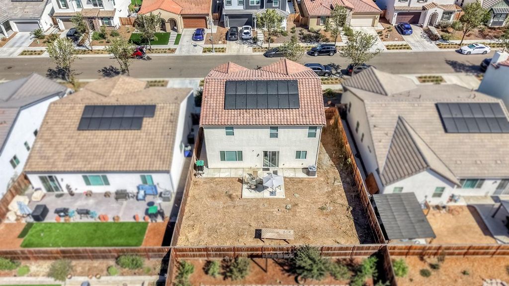 Image 46 of property listing at 534 Laurel Crest Avenue, Madera, CA 93636
