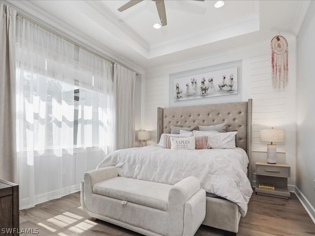 6827 Saona CT, Naples, FL 34113