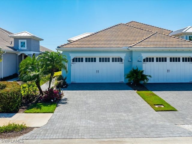 6827 Saona CT, Naples, FL 34113