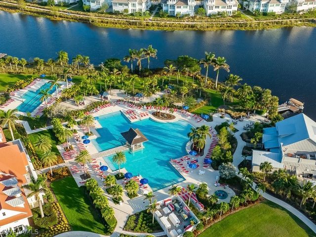 6827 Saona CT, Naples, FL 34113