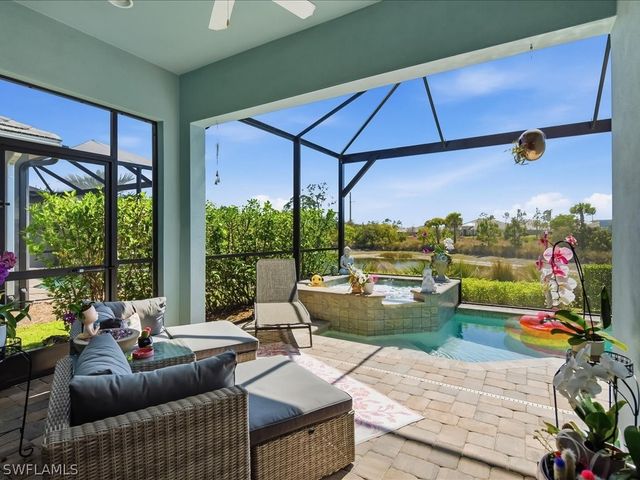 6827 Saona CT, Naples, FL 34113