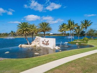 6827 Saona CT, Naples, FL 34113