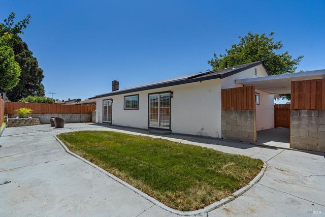 2117 Elliott Dr, American Canyon, CA 94503