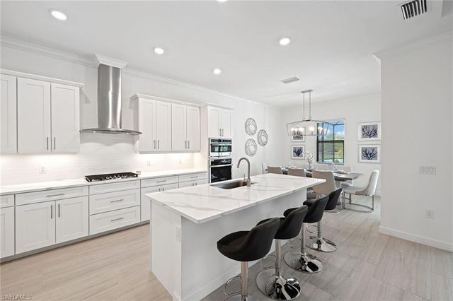 3130 Heather Glen CT, Naples, FL 34114