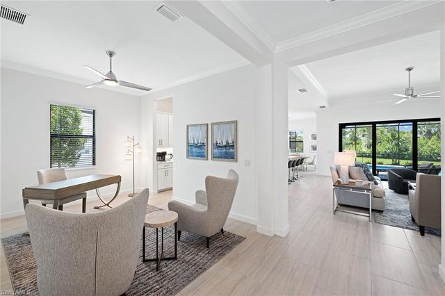 3130 Heather Glen CT, Naples, FL 34114